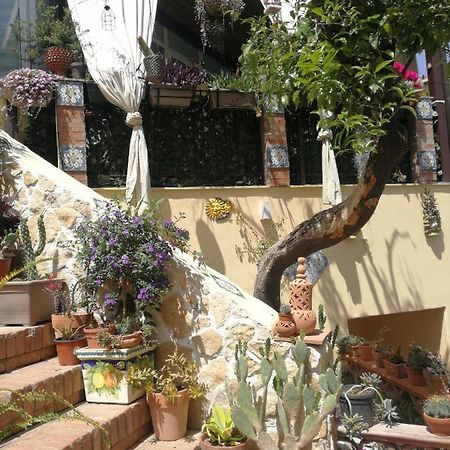 Casa Donna Fiorella Tipica Siciliana Ταορμίνα Εξωτερικό φωτογραφία